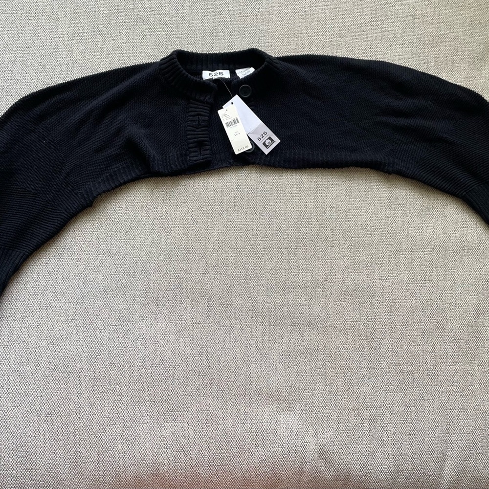 525 America Black Women's Shrug - Picture 2 of 5